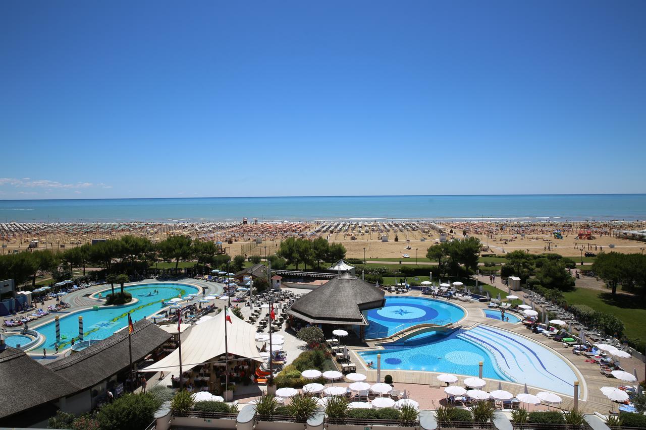 Savoy Beach Hotel & Thermal Spa Bibione Exterior photo